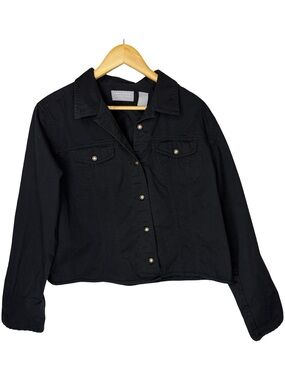 First issue by Liz Claiborne Black cropped. Denim Jacket Classic Button-Up